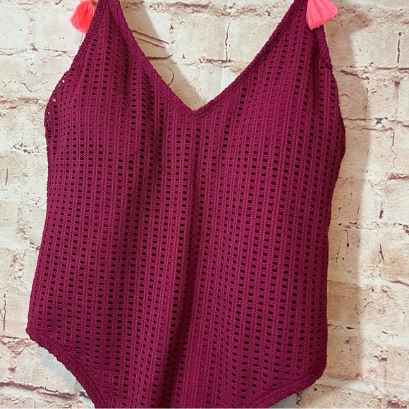 Xhilaration Maroon knit bathing suit size medium - Picture 3 of 7